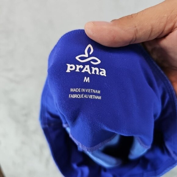 Prana Misty Capri Leggings Womens Size M Blue Nylon Blend Yoga Comfort Stretch - Picture 3 of 8